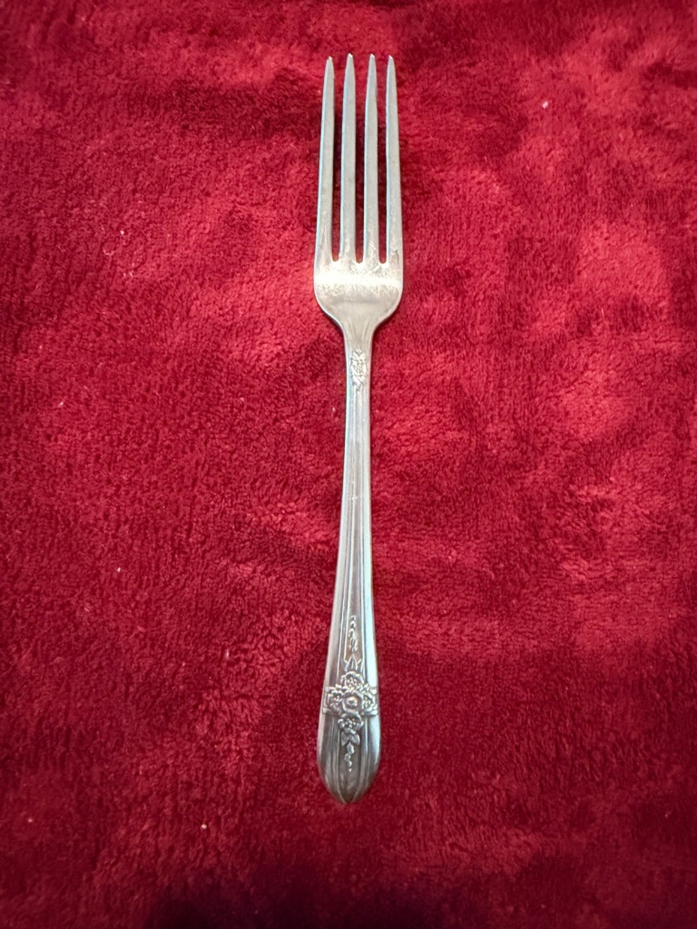 Silver Plate vintage Floral Dinner Fork - Rogers Bros